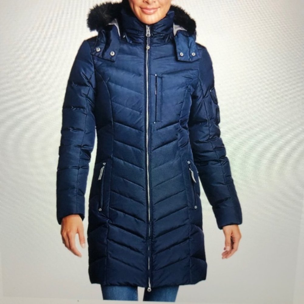 Women’s Eddie Bauer down coat, beautiful blue turquoise, XS, NWT